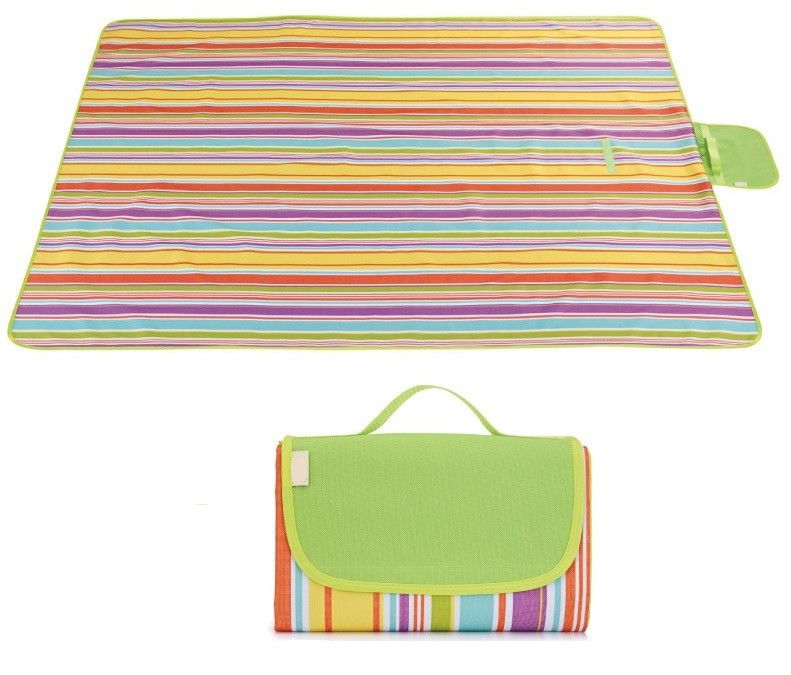 Fold Up Waterproof Picnic Blanket Environmental Protection With Velcro Design