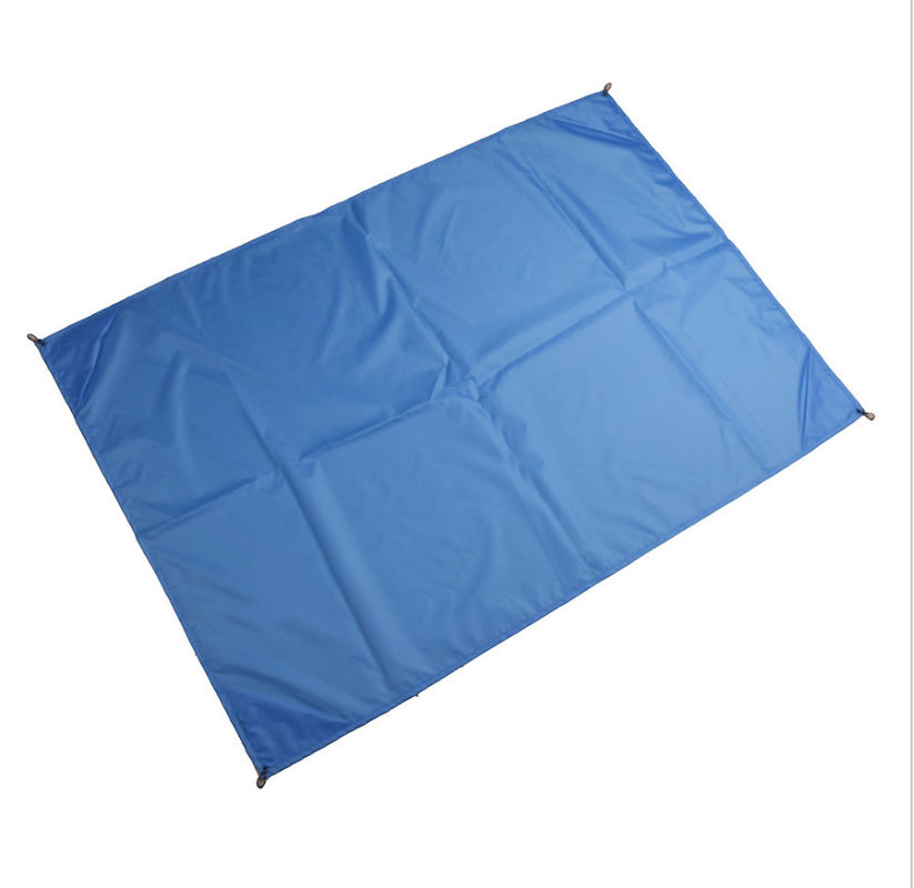Tear Resistant Portable Beach Blanket , Lightweight Beach Picnic Mat