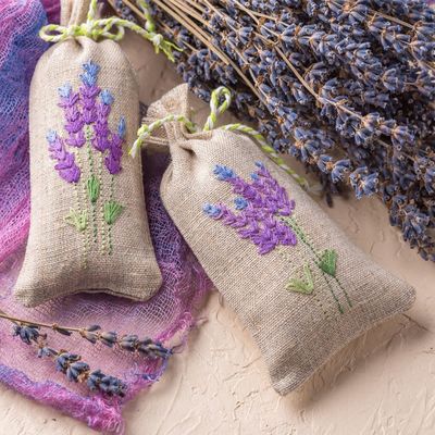 Drawstring Bags Burlap Flower Pouch Bags Gift Bags Jewelry Pouches for DIY Craft Wedding Party, 5X7 Inches