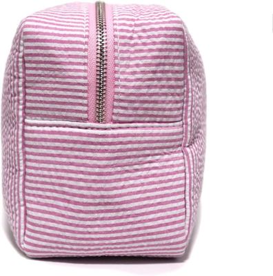 Pink lightweight cosmetic bag with zipper